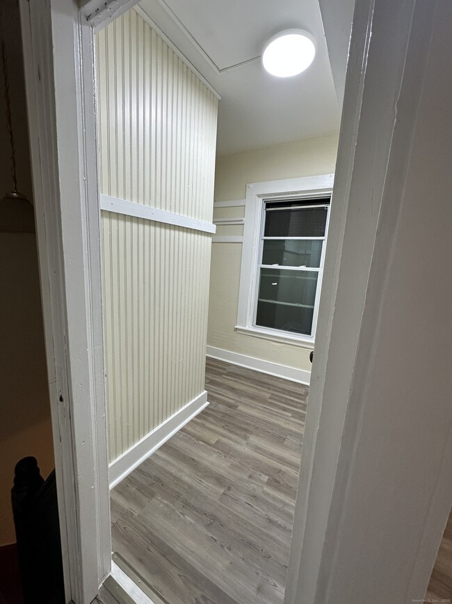 Building Photo - 42 Spring St