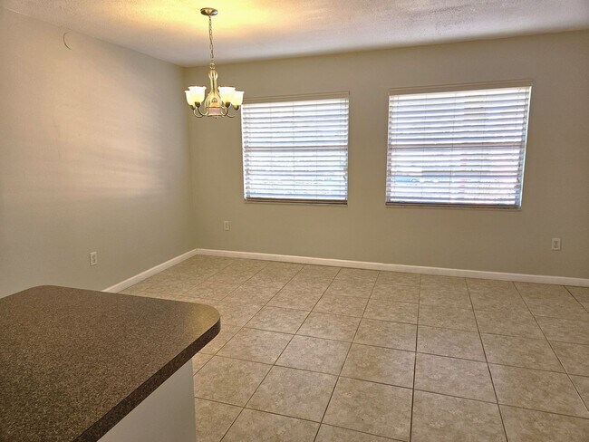 Building Photo - Annual 2nd Floor Condo For Rent located on...