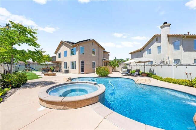 Building Photo - Gorgeous Murrieta 4 Bedroom/3 Bath Home wi...