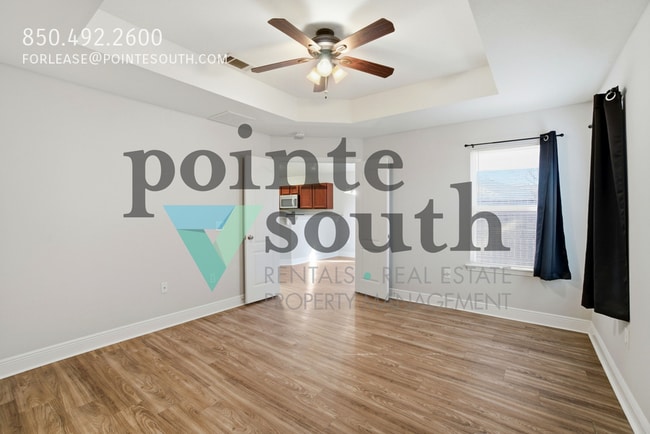 Building Photo - 8105 Nalo Creek Loop