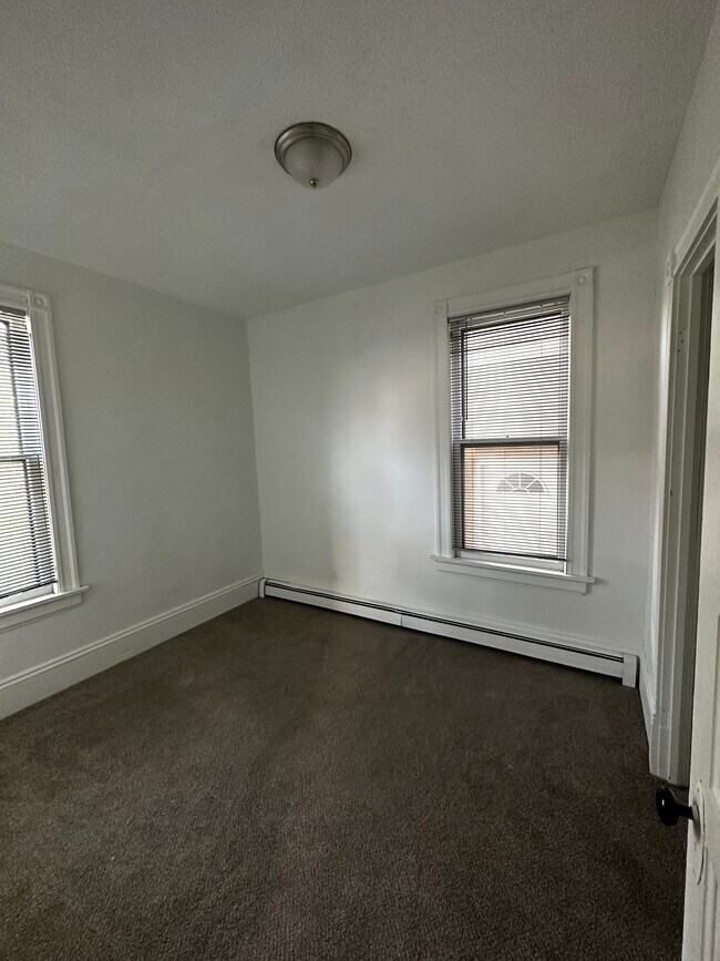 Building Photo - 3919 W Vliet St