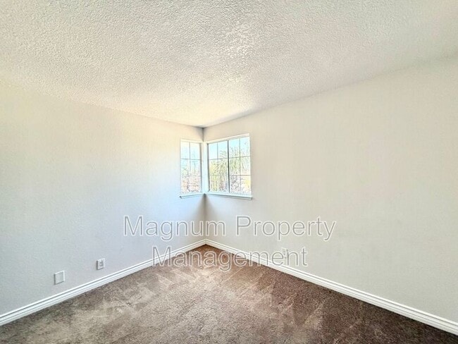 Building Photo - 507 Lassa Way