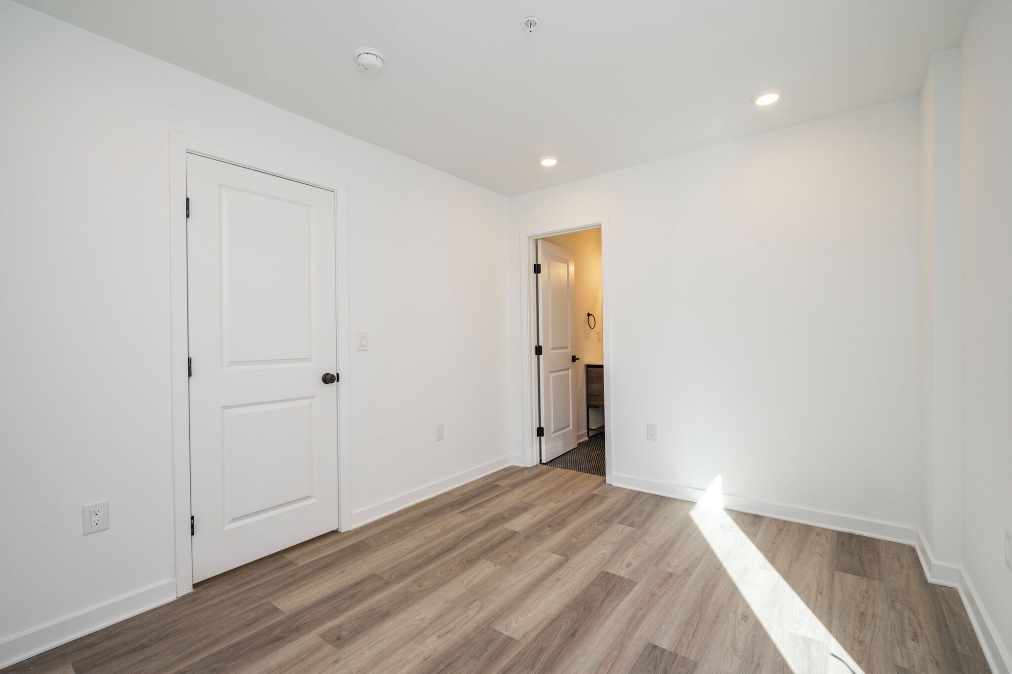 Building Photo - 1514 Master St