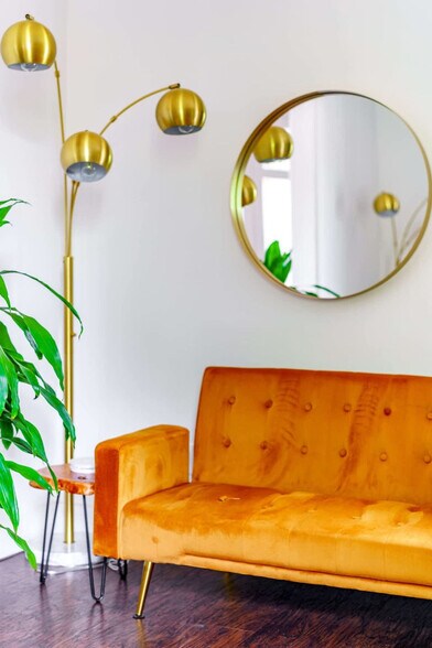 Building Photo - 241 W Water St