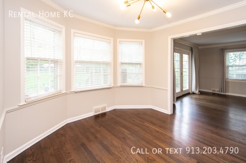 Building Photo - 8541 High Dr