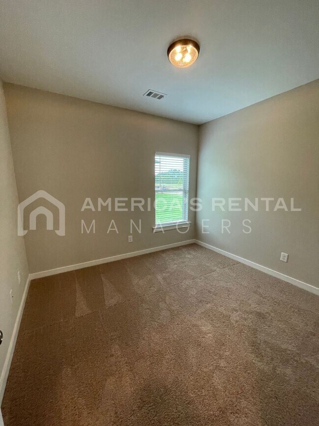 Building Photo - Home for Rent in Tuscaloosa, AL!!! View with 48 Hours Notice!