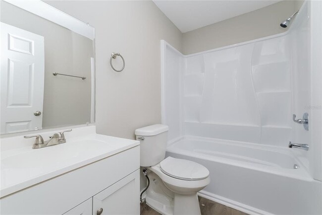 Building Photo - 1909 Glen Echo Ln