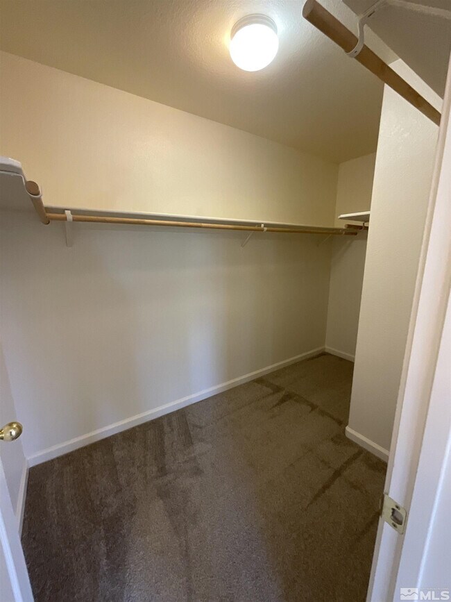 Building Photo - 5707 Rainier Peak Dr