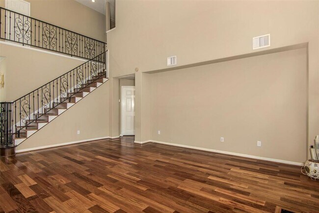 Building Photo - 11215 Burmese Ln