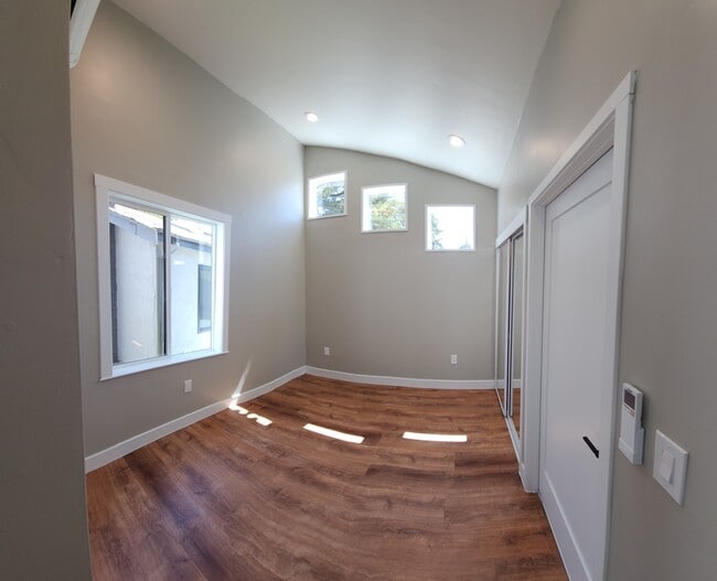 Building Photo - 5347 Bingham Ct