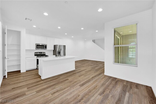 Building Photo - 11656 Bearpaw Meadow Ave