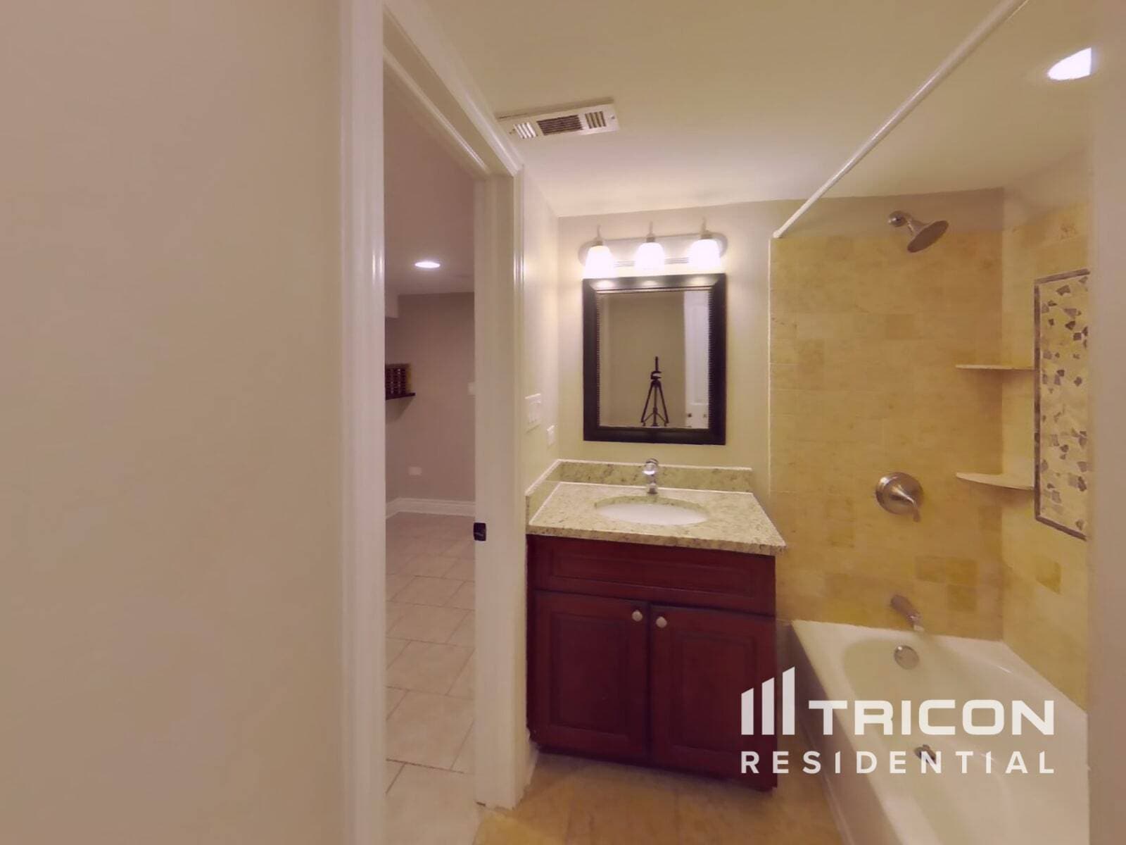 Building Photo - 8636 Massasoit Ave