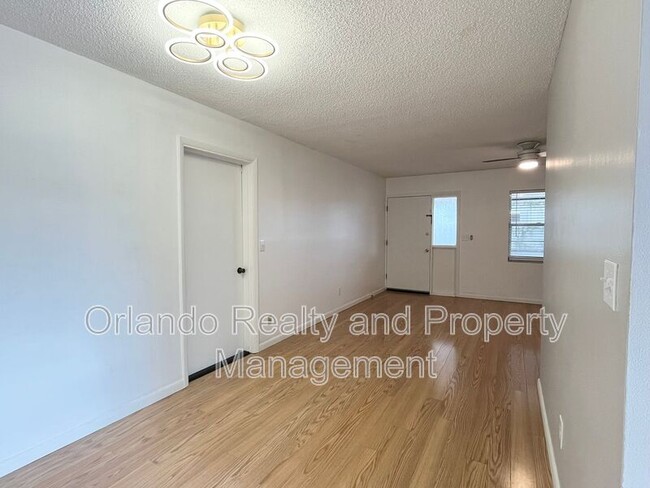 Building Photo - 116 Clifford Ave