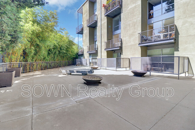 Building Photo - 1007 41st St