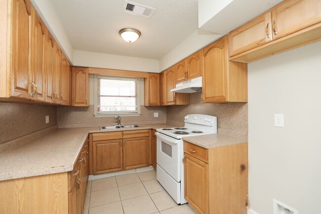 Building Photo - 11914 Meadowpass St