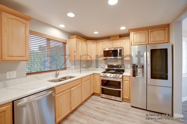 Building Photo - 17622 SE 268th Pl