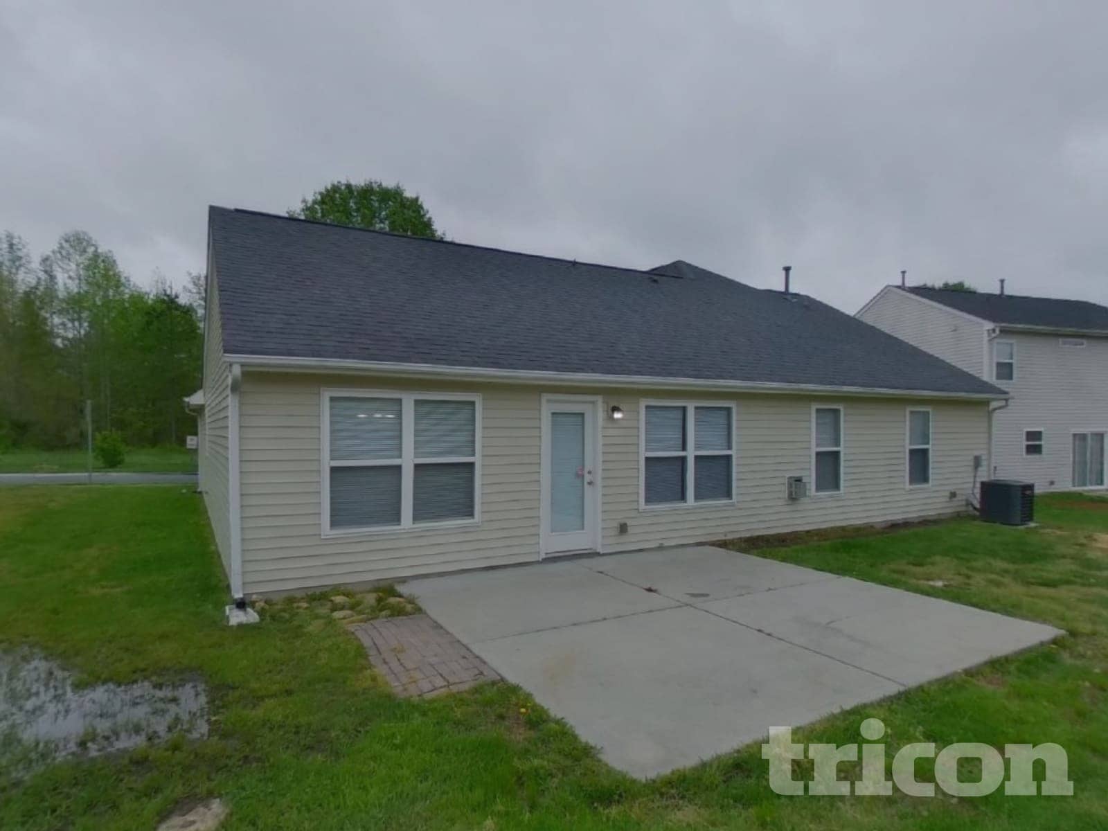 Building Photo - 2009 Moonstone Ln
