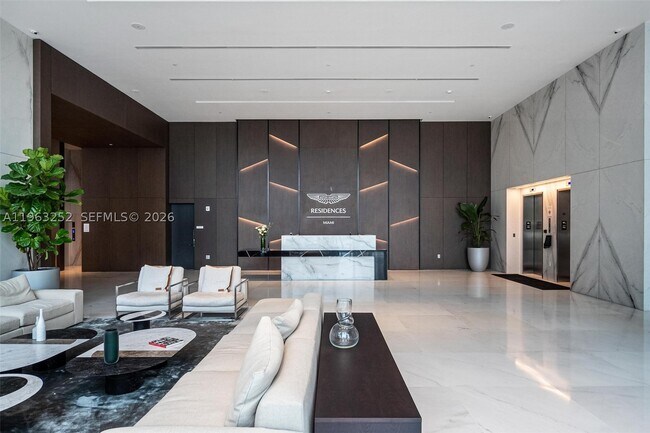 Building Photo - 300 Biscayne Blvd