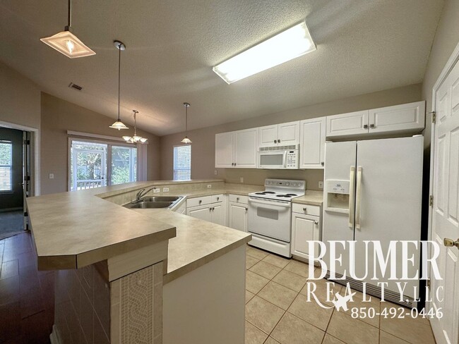 Building Photo - Charming 3br 2ba Home for Rent - Less than...