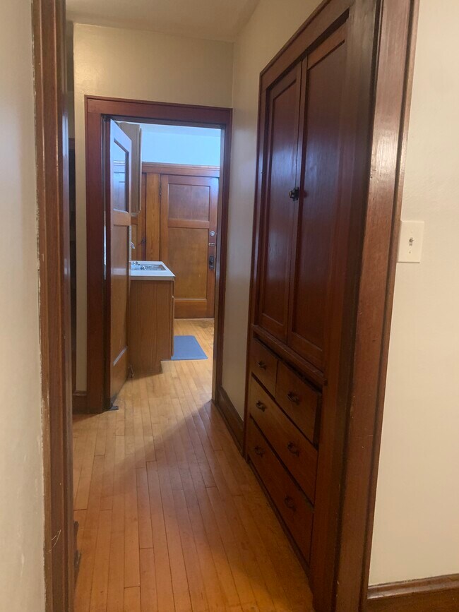 Hallway to Kitchen - 422 W Harrison Ave