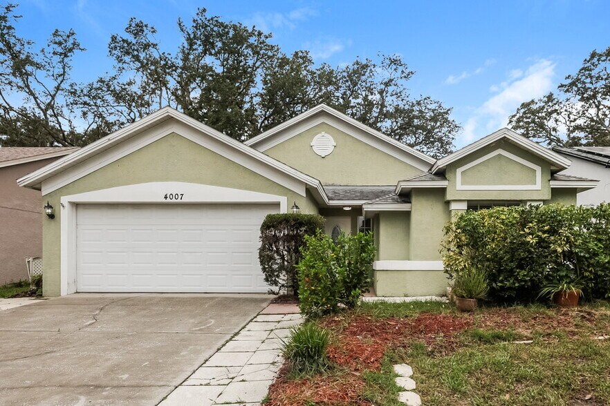 Primary Photo - 4007 Fontana Pl