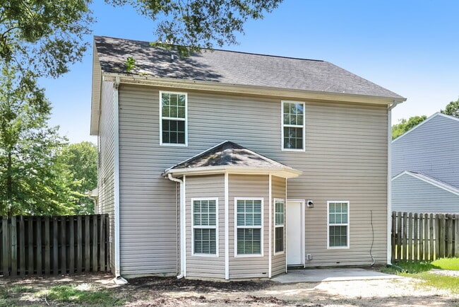 Building Photo - 4504 Stephen Oaks Way