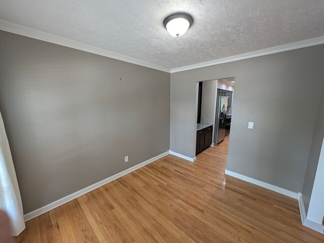 Building Photo - 808 Leprechaun Ln