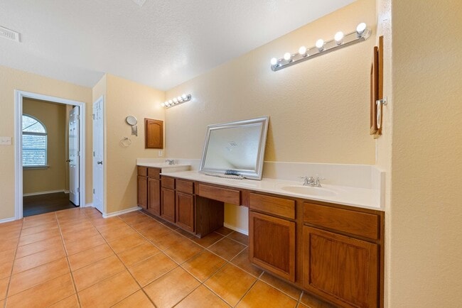 Building Photo - 3338 Bending Creek