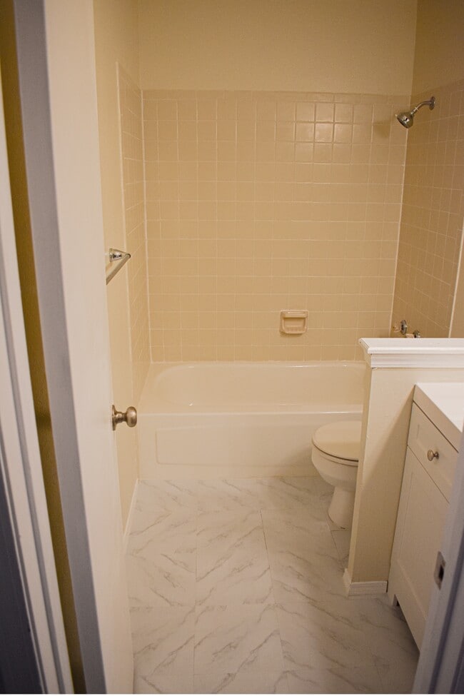 Building Photo - 1426 Territory Trail