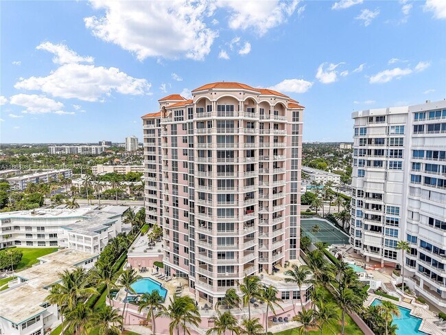 Building Photo - 1460 S Ocean Blvd