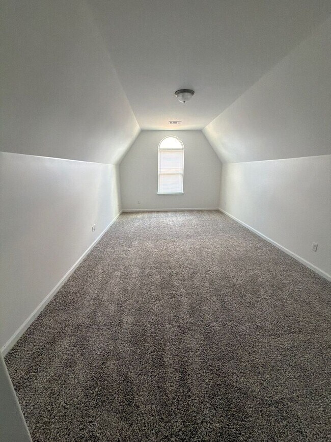 Building Photo - Beautiful 4-bedroom 3 bath home in Arlington