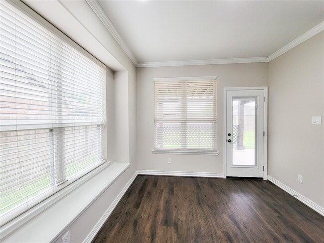 Building Photo - 21422 Beverly Chase Dr