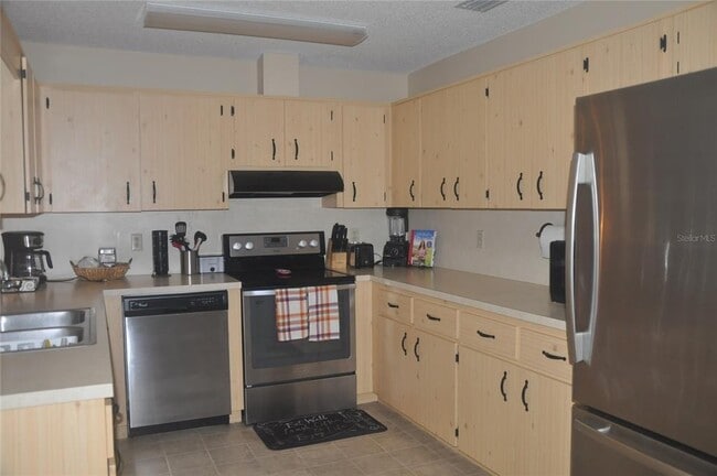 Building Photo - 8552 SW 93rd Pl