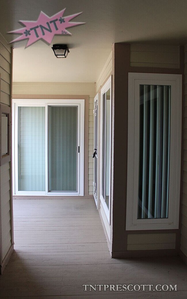 Building Photo - Condo in Montana Villas HOA
