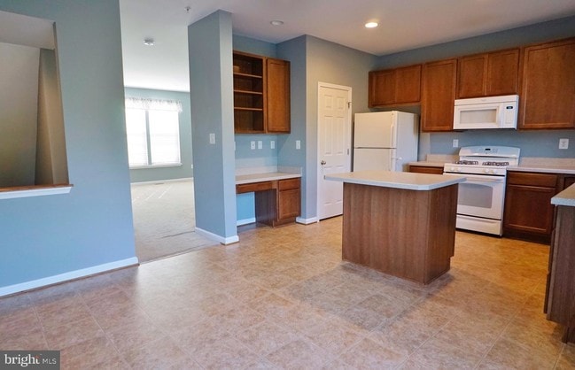 Building Photo - 22437 Dark Star Way