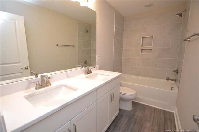 Building Photo - 8531 Secreto Dr