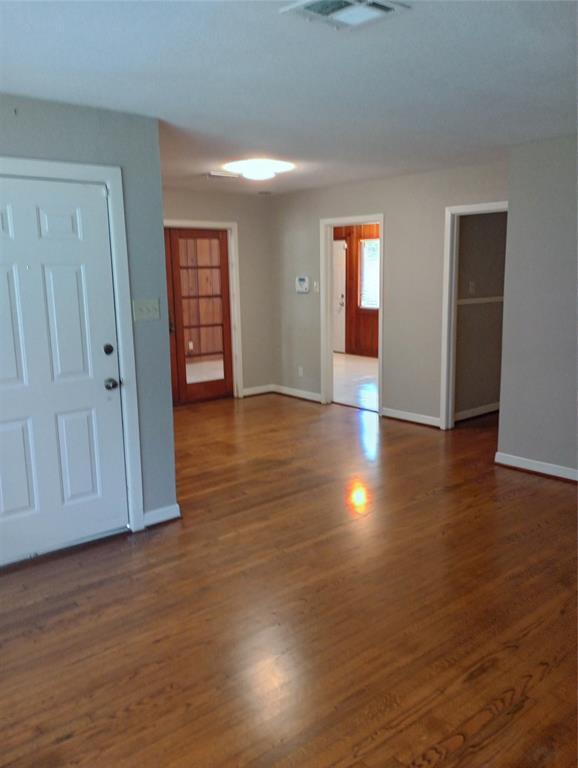 Building Photo - 4034 McDermed Dr