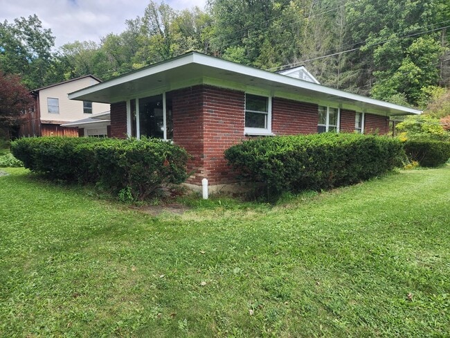 Building Photo - 7522 Utegg Rd