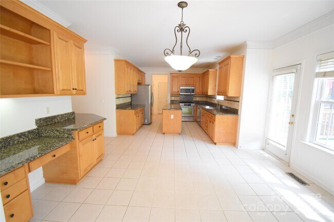 Building Photo - 9936 Corrystone Dr