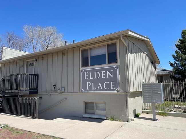Primary Photo - 2112 N 1st St