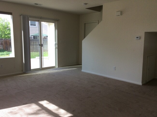 Building Photo - 2 Story Open Concept Home in Idaho Creek Neighborhood