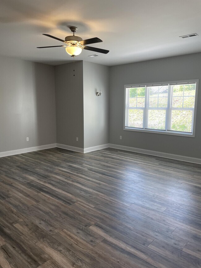 Building Photo - 1179 Commonwealth Cir