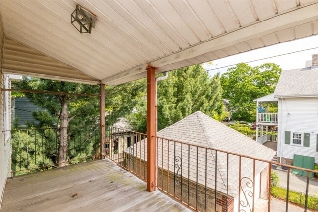 Building Photo - 57 Ardale St