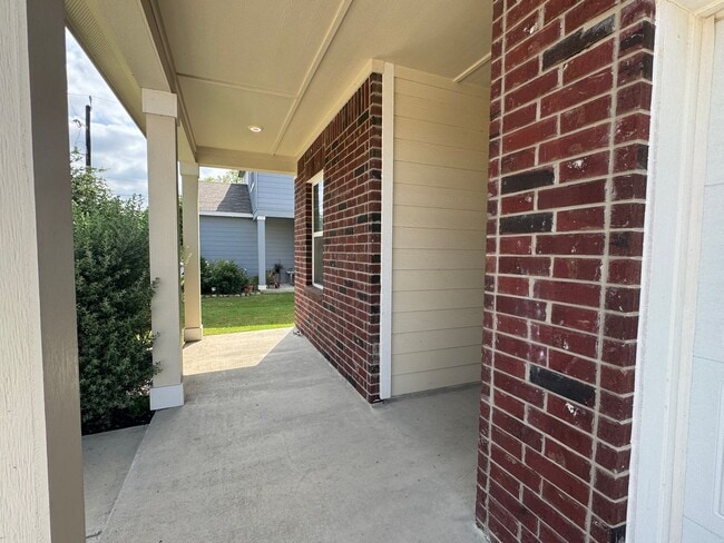 Building Photo - Spacious 4 Bedroom 3 Full Bath home in the Liberte Community!