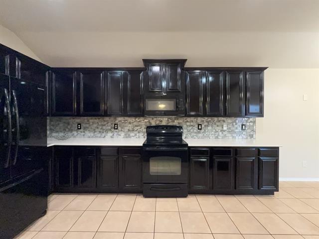 Building Photo - 2333 Cedarwood Dr