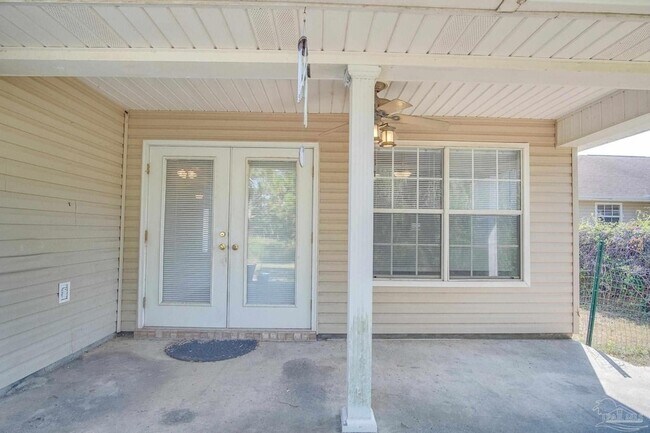 Building Photo - 2029 Shadow Lake Dr
