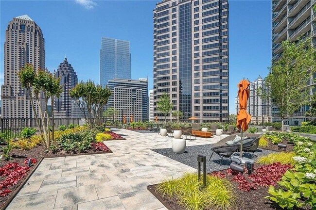 Building Photo - 1080 Peachtree St NE