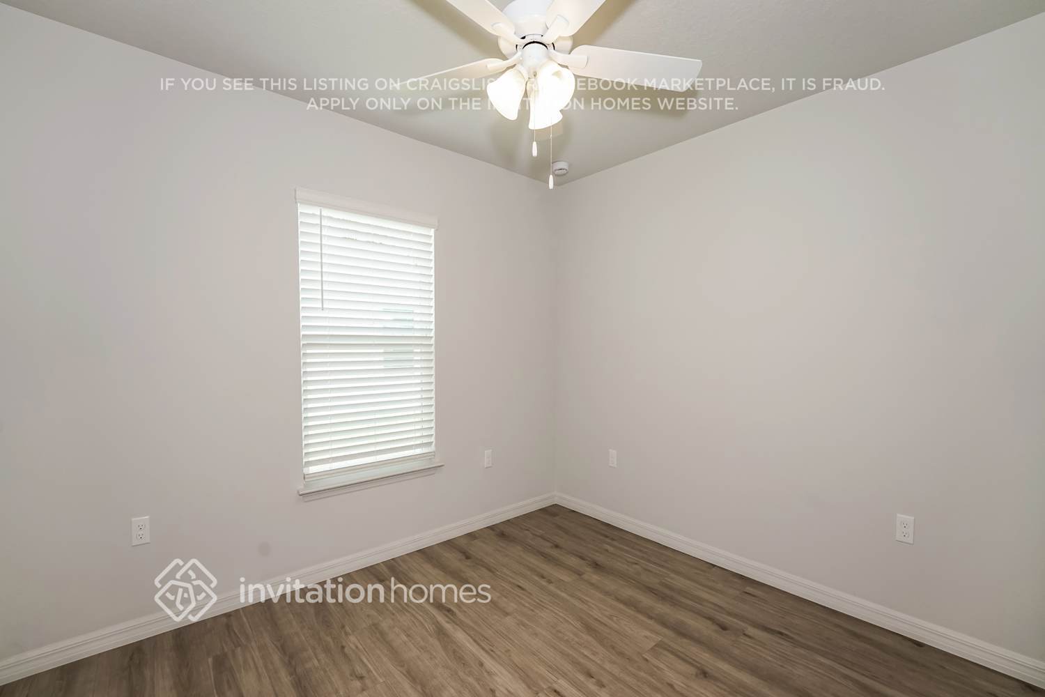 Building Photo - 22 Pinwheel Ln