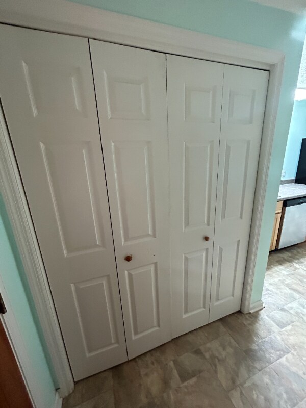 Building Photo - 127 Fairview Ave