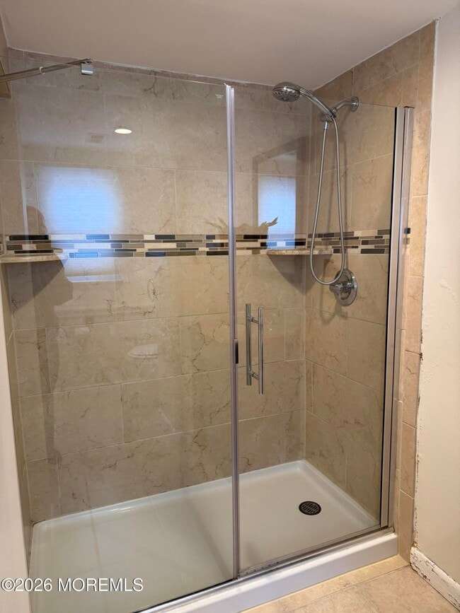 Building Photo - 35 Arno St